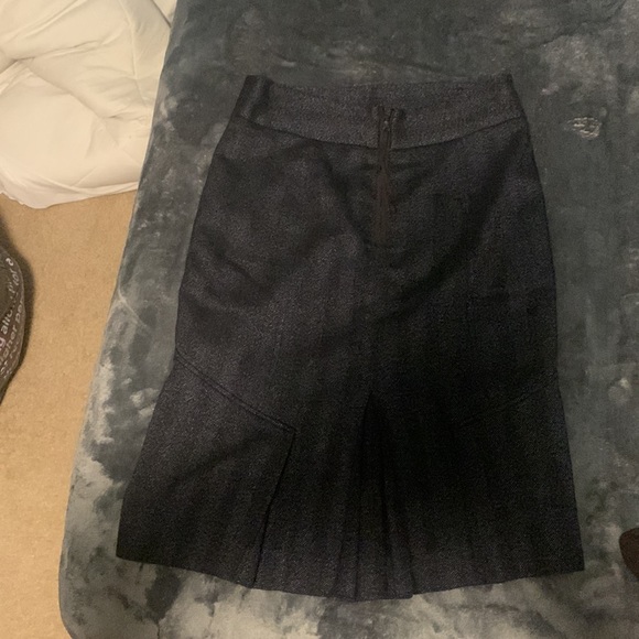 Ann Taylor long gray skirt - Picture 2 of 3